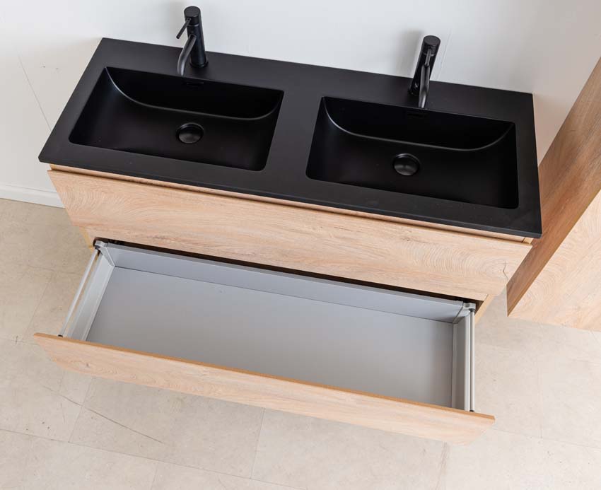 Meuble de salle de bain Tibo en chêne méditerranéen avec double lavabo noir mat 120cm