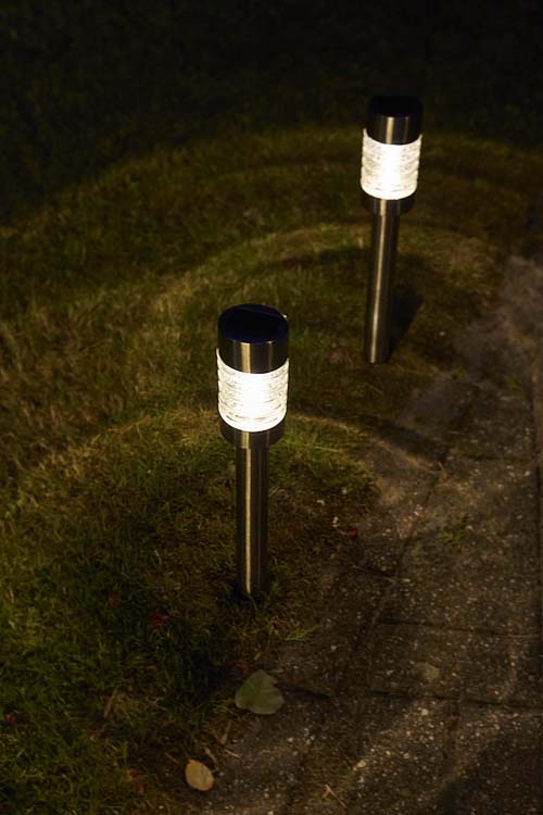 Solar lanterne avec pointe Firenze chrome 6 lumen
