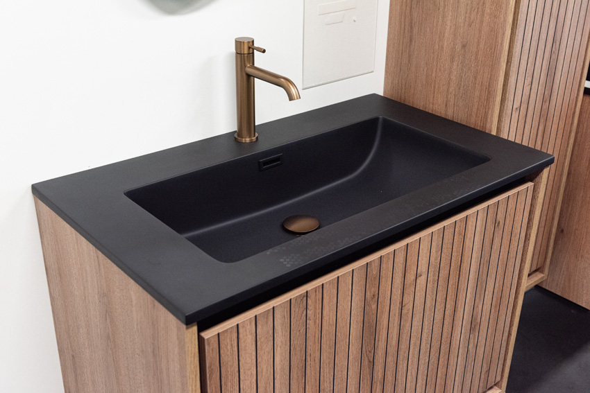 Meuble de salle de bains Toledo chêne avec lavabo simple noir mat 80cm