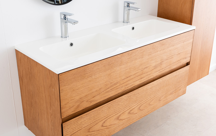 Badkamermeubel Fior eik hangend met dubbele wastafel glanzend wit 120cm