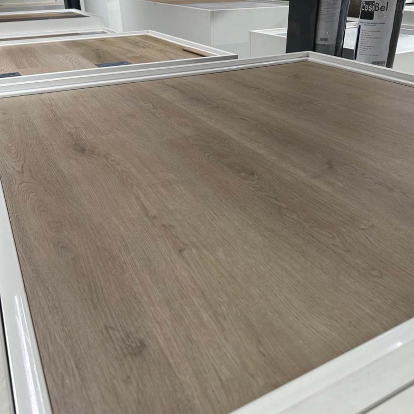 Vinyle planche rigid chêne gris ragusa 4+1mm