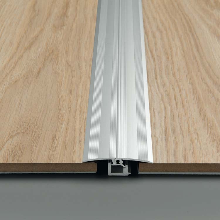 Profilé multifonction Quick-Step 16 x 47 x 1860 mm argent