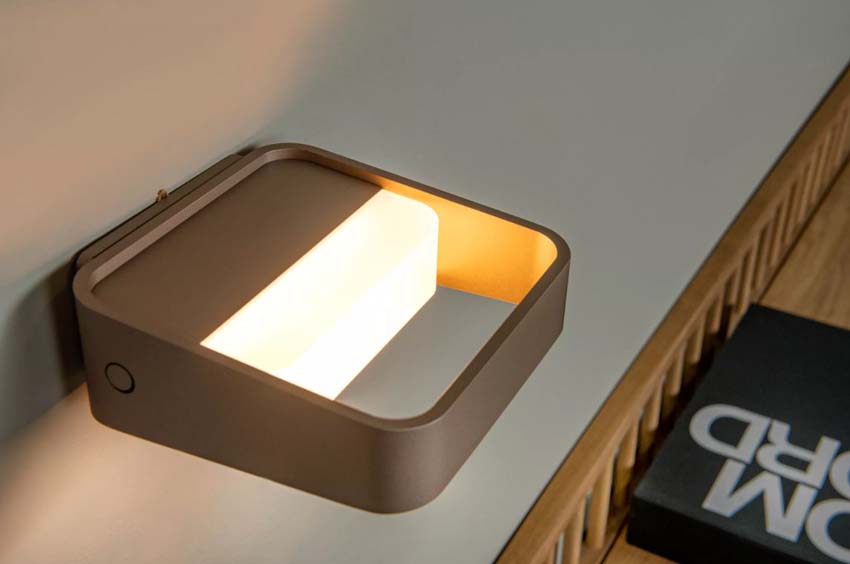 Lucide Premium Silvi - Applique murale rechargeable - Café - 13,5x13x5cm - Dimmable - LED - 1x3,7W - 2700K