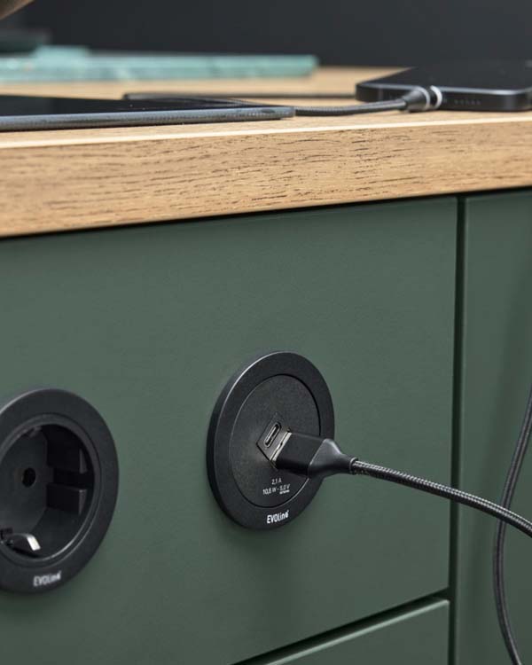 Keuken op maat - usb lader in keukenblok