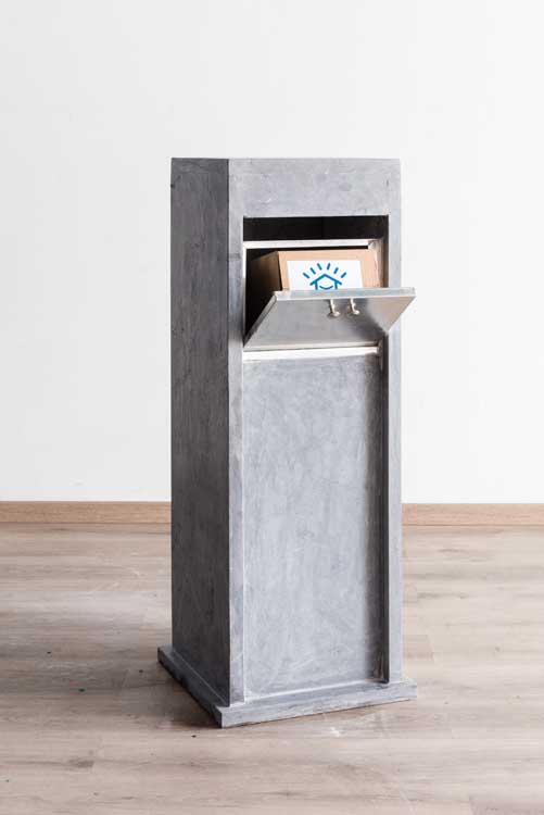 Pakketbrievenbus blauwsteen Gunny Pakketbrievenbus blauwsteen Gunny
