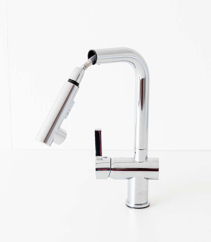 Robinet de cuisine Maeve chromé avec bec extractible Robinet de cuisine Maeve chromé avec bec extractible