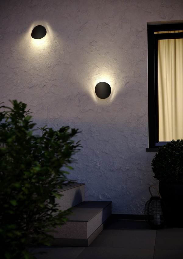 Wandlamp - zwart/wit - 19x6x20cm - LED - 1x4,9W - 2700/4000/6500K - 800lm - IP44