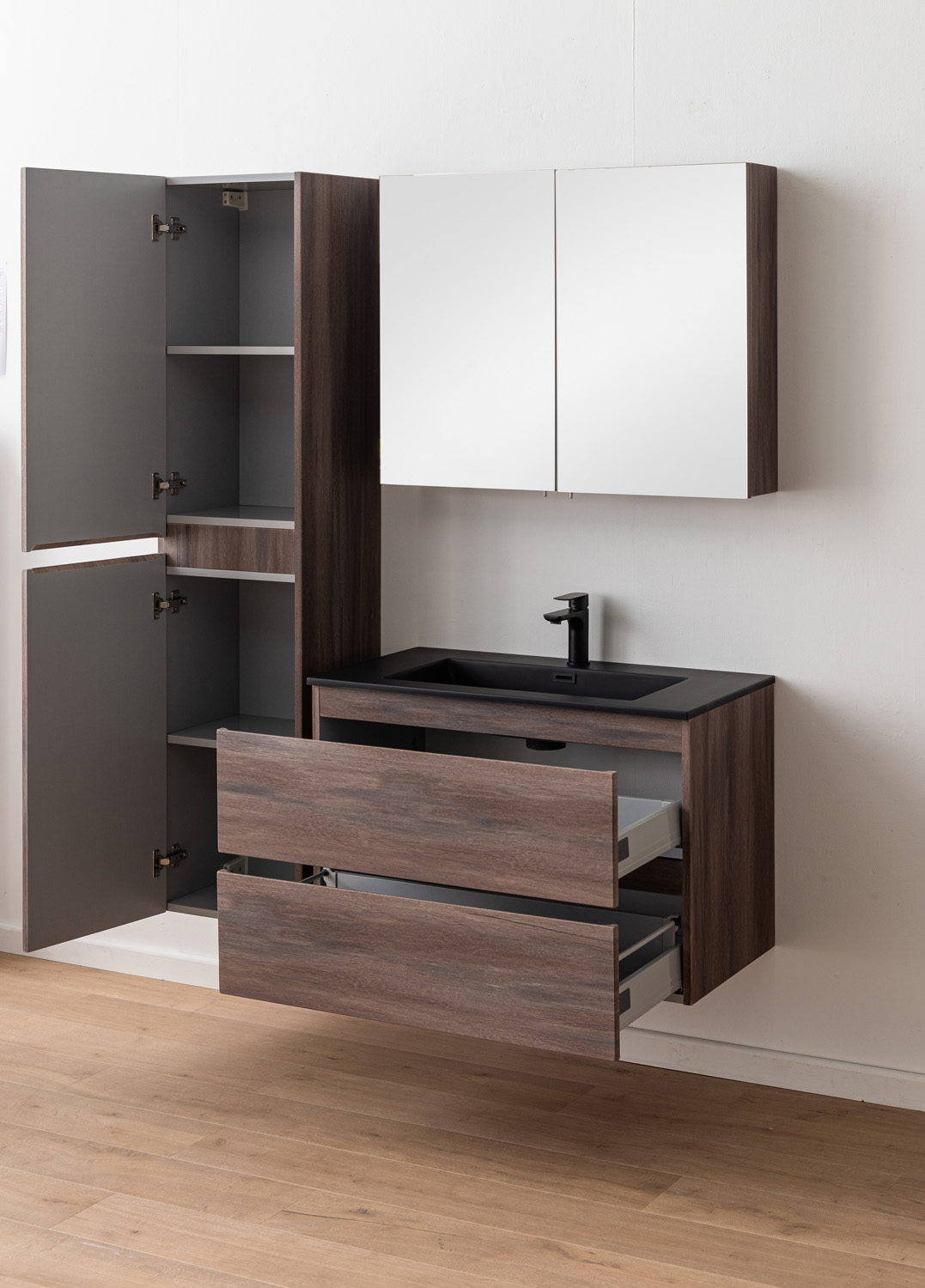 Badkamermeubel Tarik amber eik hangend met enkele wastafel mat zwart 90cm