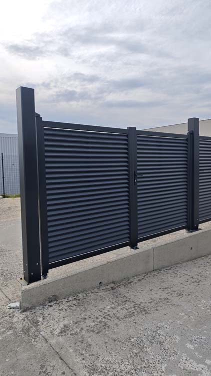 Portail battant double Oakley aluminium noir 350x180cm - fermé, quincaillerie incluse