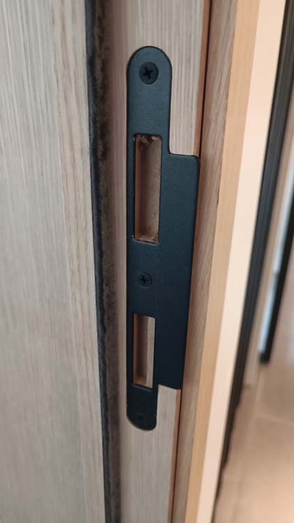 Bloc-porte fini Belves chêne planches alvéolaire 83x201.5cm + ébrasement 16.5cm