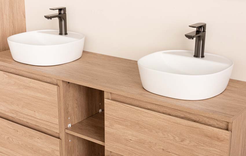 Meuble de salle de bains Bella chêne suspendu avec double vasque à poser blanc avec trou pour robinet 150cm