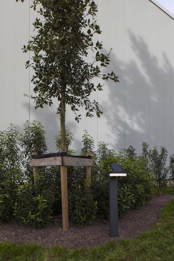 Lantaarnpaal Astra Solar - grijs - dimbaar - 12W - 4000K - IP54 - met bewegingssensor