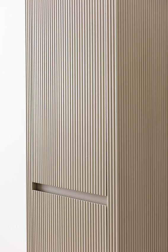 Kolomkast Amelia rookgrijs hangend 170x40x35cm