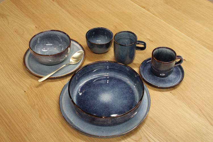 Serviesset Duna blauw compleet voor gezin