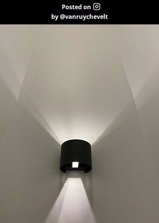 Spot mural Salle de bains - LED - 1x6W 2700K - IP54 - Noir - Ronde