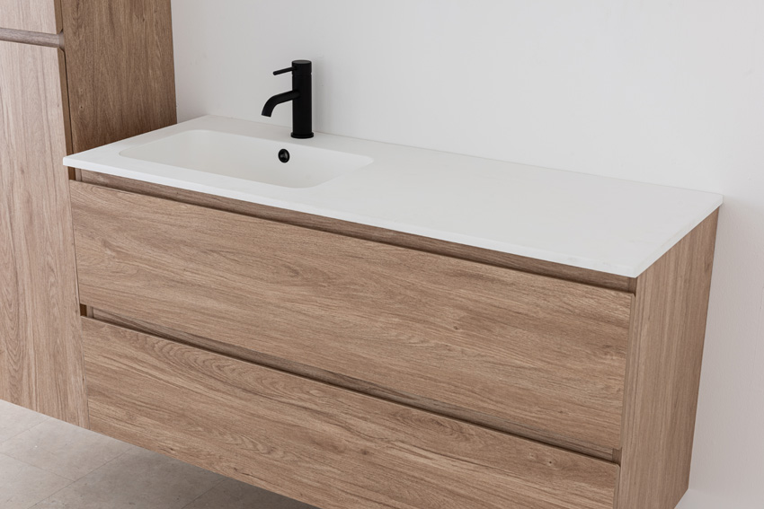 Badkamermeubel Bianca eiklook hangend met enkele wastafel mat wit 120,5cm