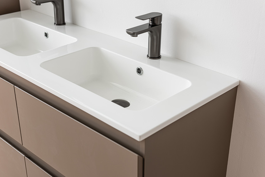 Badkamermeubel Trente taupe met dubbele wastafel glanzend wit 120cm