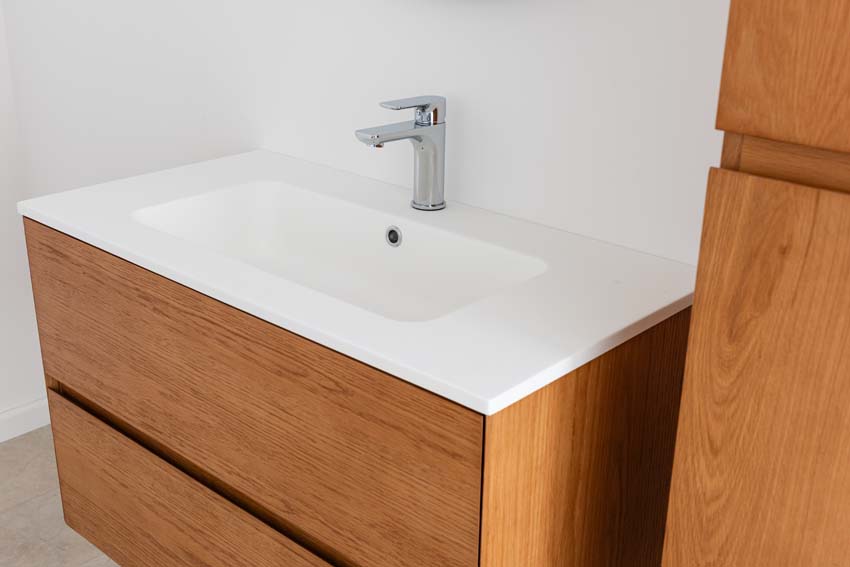 Badkamermeubel Fior eik hangend met enkele wastafel mat wit 90cm