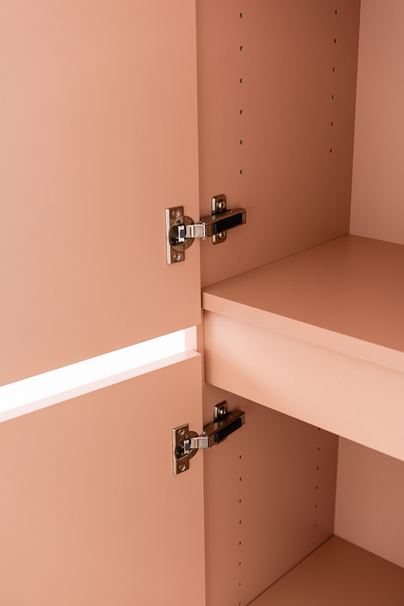 Armoire colonne Dotan abricot suspendue 185x40x32cm