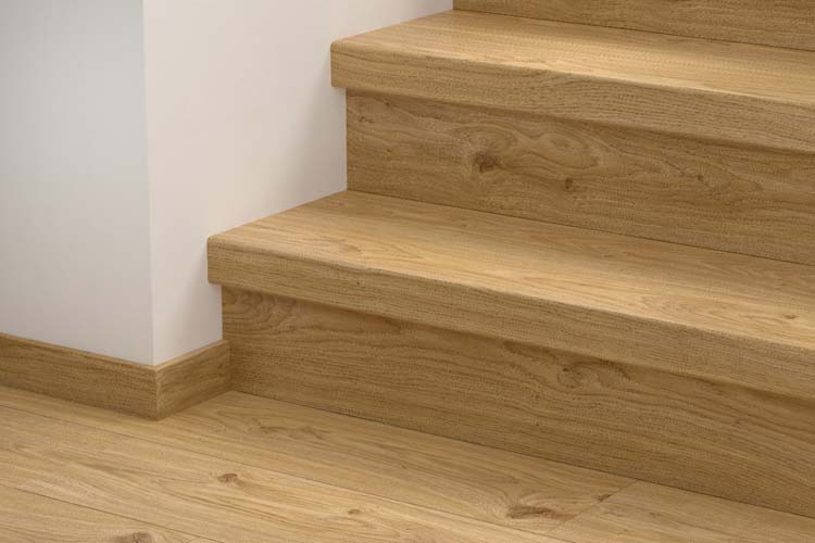 Couvre-marche Quick-step vinyle Small plank Chêne cottage naturel