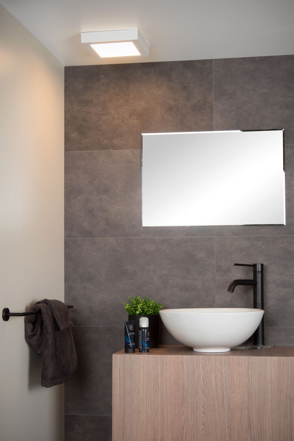 BRICE-LED Plafonnier Dimmable 22W Carré IP44