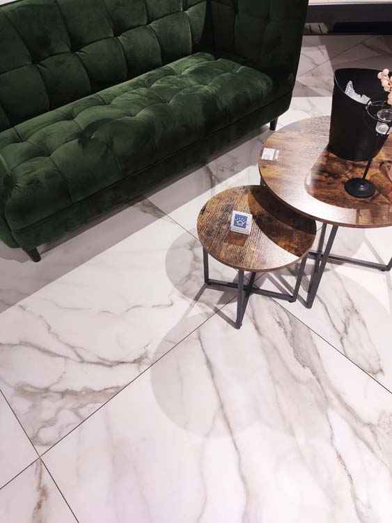 Carrelage de sol et mural Marmi Versailles imitation marbre blanc mat 100x100cm