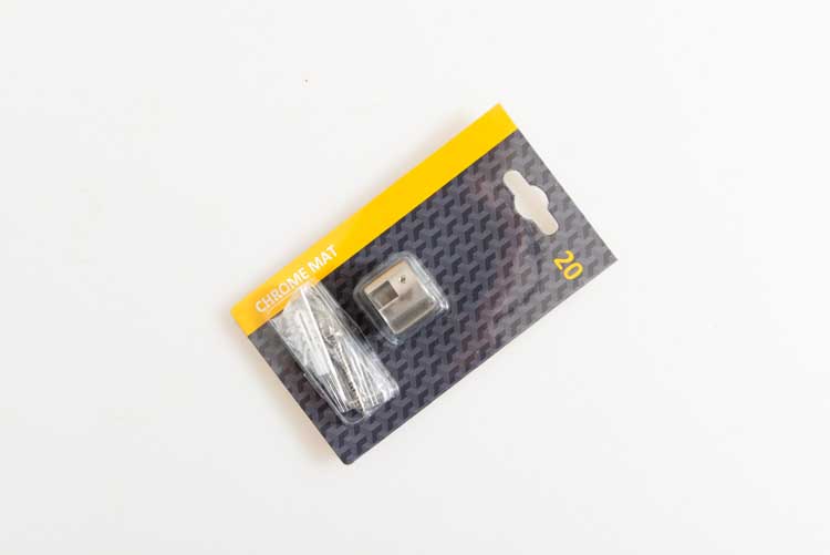 Eindkap voor tussen 2 wanden chroom mat jo20