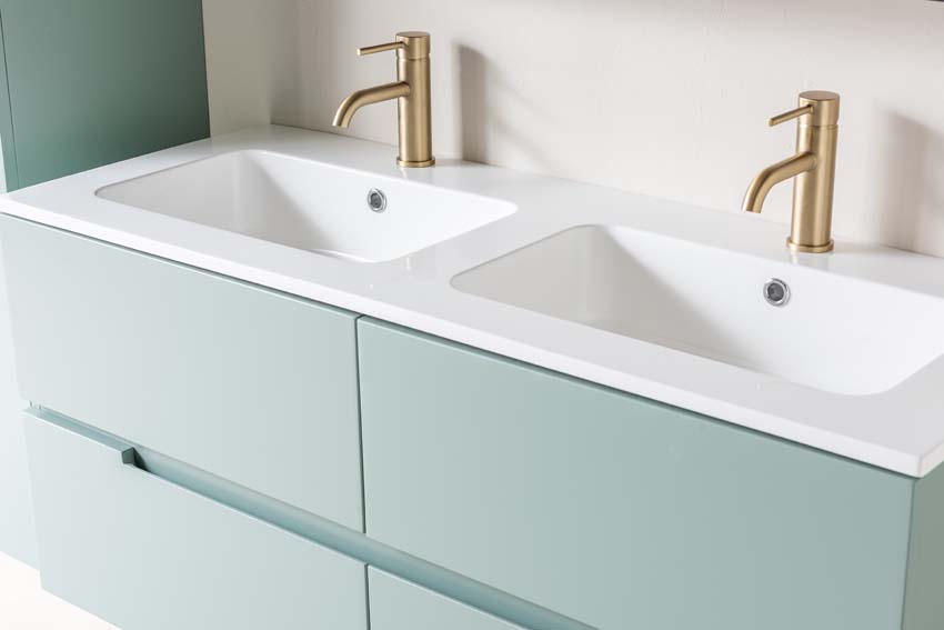Meuble de salle de bains Truman vert gris suspendu avec lavabo double blanc brillant 120cm