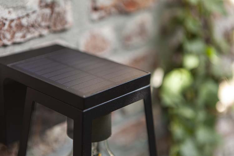 Eclairage extérieur lampe murale noir solar E27 2700K 200 lumen