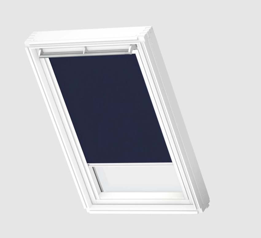Store enrouleur Velux occultant à commande manuelle bleu foncé CK04 1100SWL