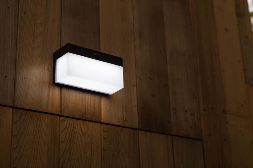 Eclairage extérieur lampe murale noir 800 lumes 9.7W