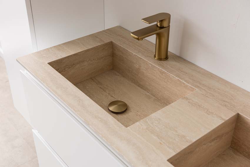 Badkamermeubel Tibo wit met dubbele wastafel travertinlook 120cm