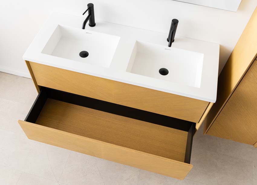Meuble de salle de bains Waldorf chêne suspendu avec lavabo double en solid surface 120cm
