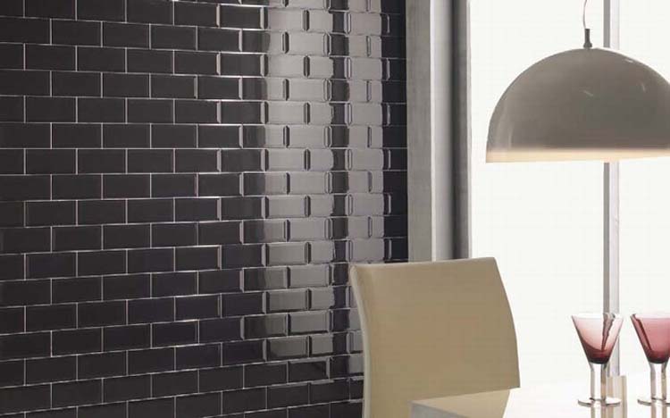 Wandtegel Metro zwart blinkend 10x20cm