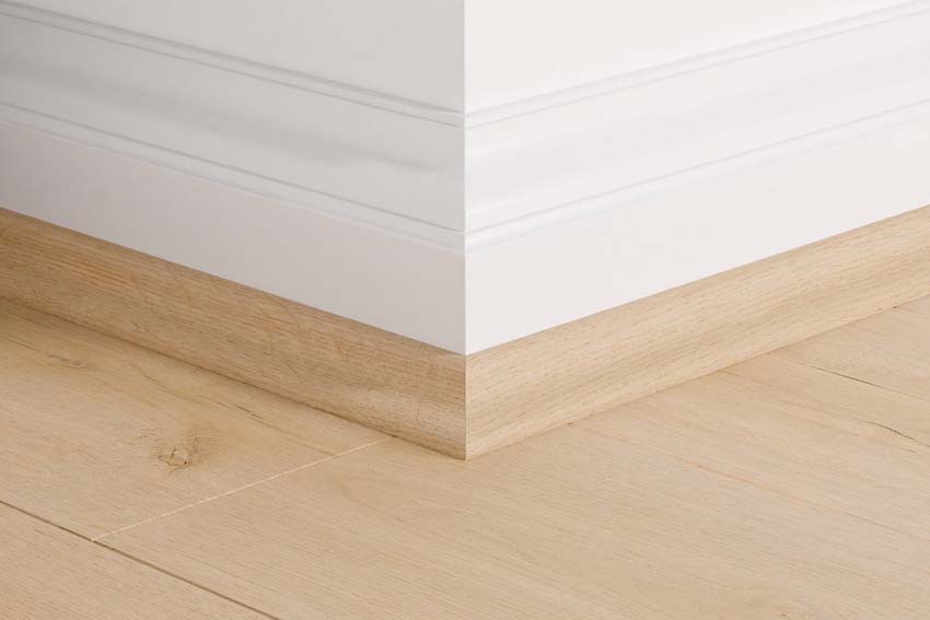 Moulure Quick-Step résistant à leau chêne coton 240x1,7x1,7cm