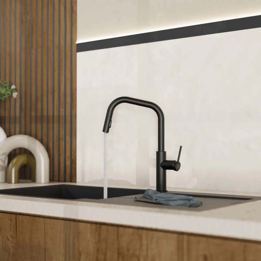 Robinet de cuisine Wasserwerk WK 13 Edge noir mat avec bec extractible