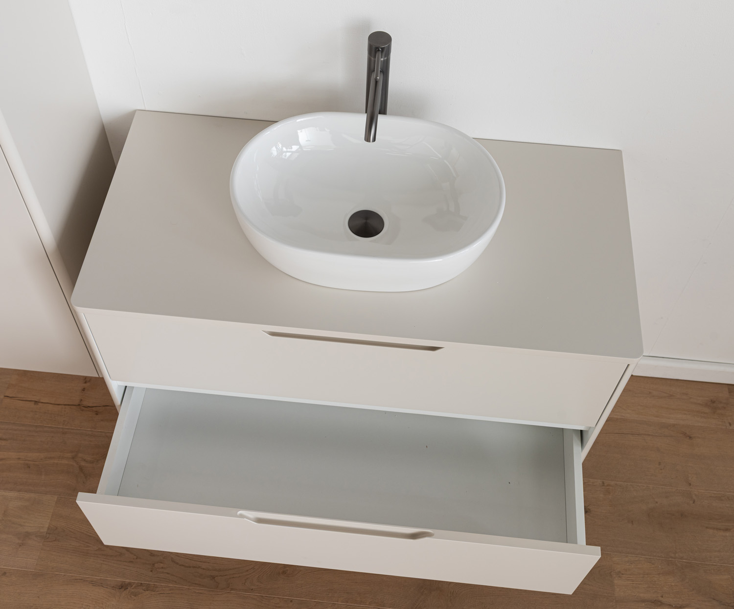 Badkamermeubel Billie beige met opbouwkom glanzend wit 100cm