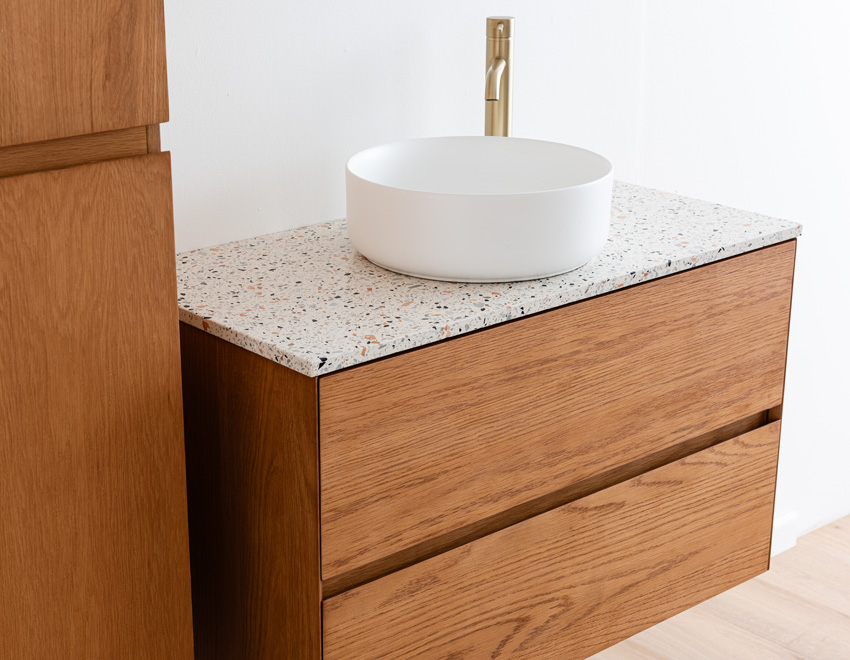 Badkamermeubel Fior eik hangend met enkel topblad terrazzo 90cm