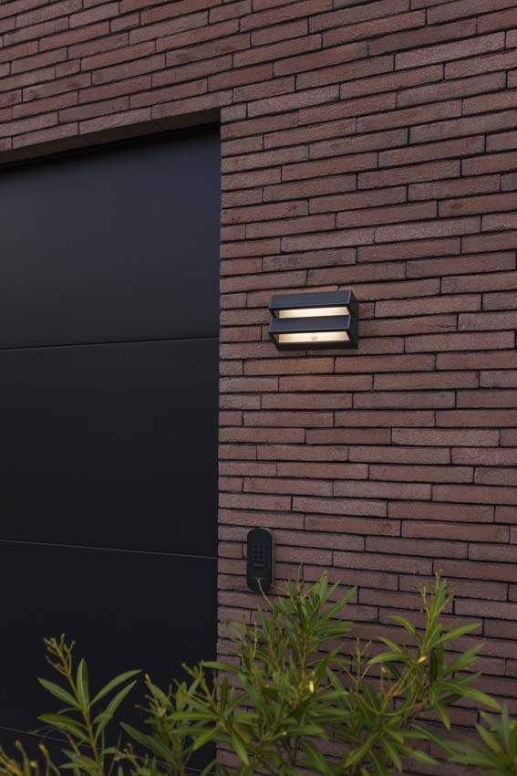 Wandlamp buiten Nova Solar - grijs - dimbaar - 8.2W - 4000K - IP54 - met bewegingssensor