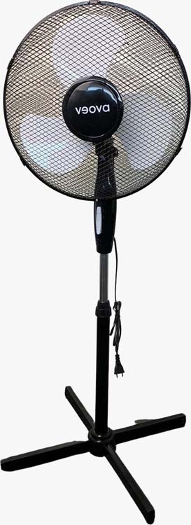 Stille ventilator zwart H130 cm D40 cm op statief