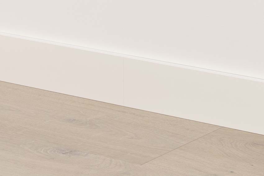 Plinthe moyenne Quick-Step MDF blanc 126x7x1,2cm