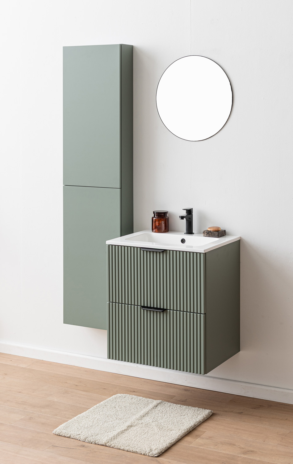 Badkamermeubel Raven saliegroen hangend met wastafel Aveda wit glanzend 60cm