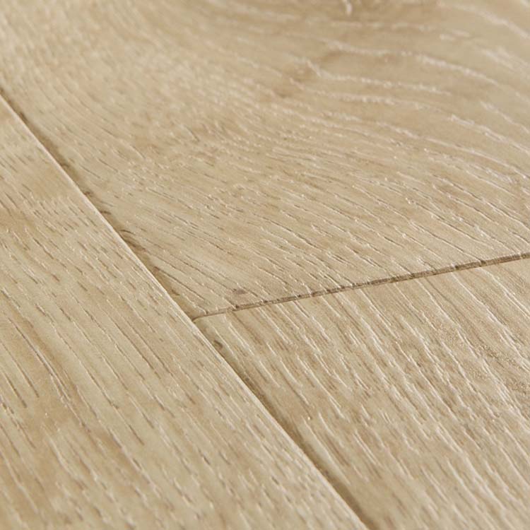 Stratifié Quick-Step Impressive 8mm chêne classique beige 120x39,6cm