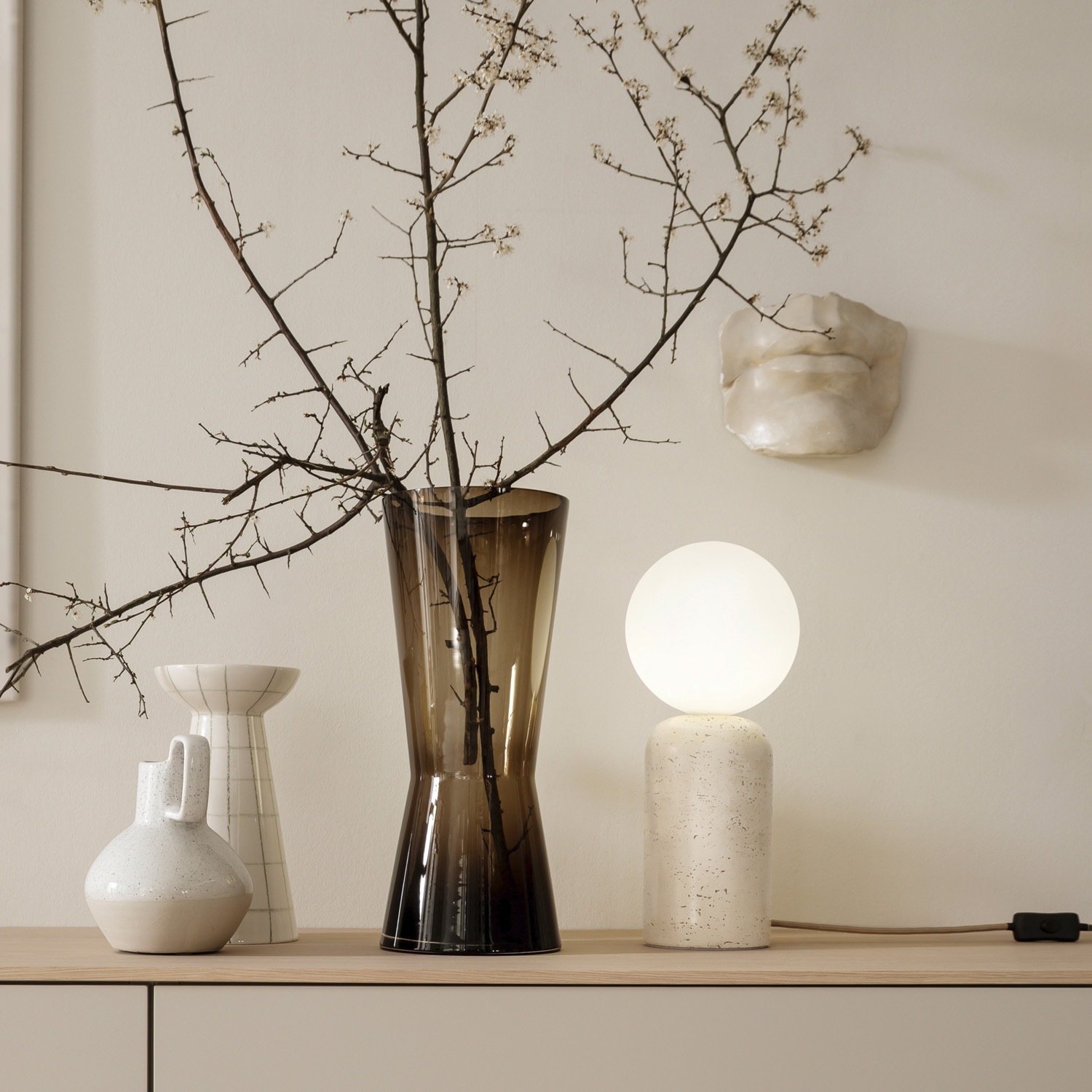 Lampe de table - sable/blanc - aspect travertin - Ø15cm - 1xG9 - 10W max. - ampoule non incluse