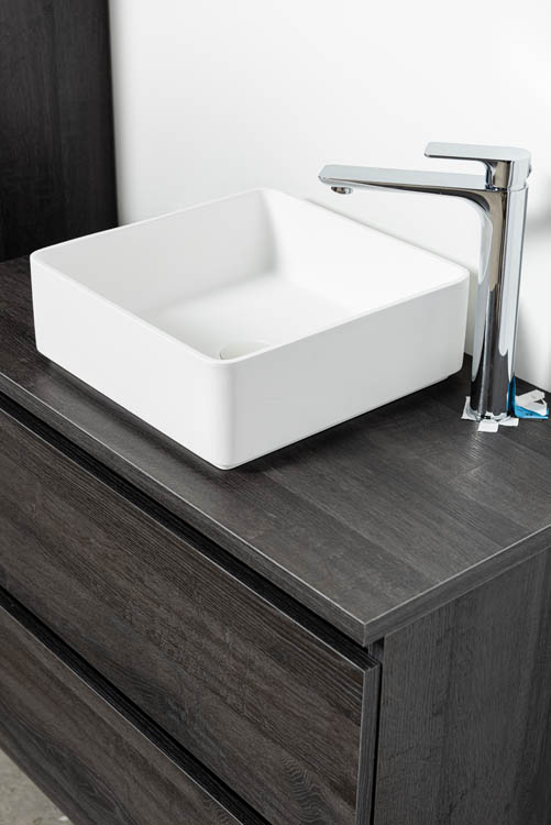 Badkamermeubel Dotan donkere eik hangend met melamine topblad 90cm