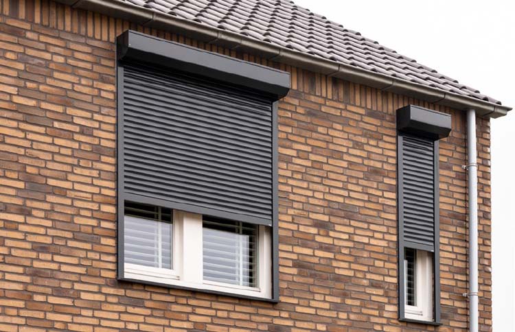 Rolluik Vito aluminium op maat met lint antraciet links