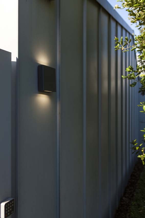 Wandlamp buiten Karo - grijs - 8.5W - 4000K - IP54 -