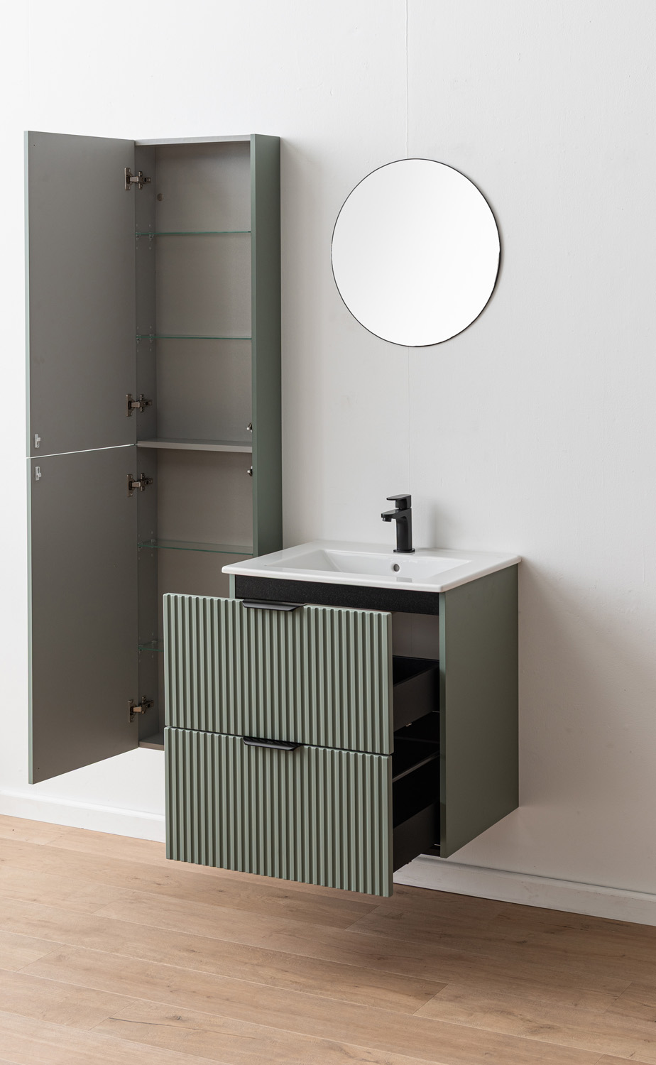 Badkamermeubel Raven saliegroen hangend met wastafel Raven wit glanzend 60cm