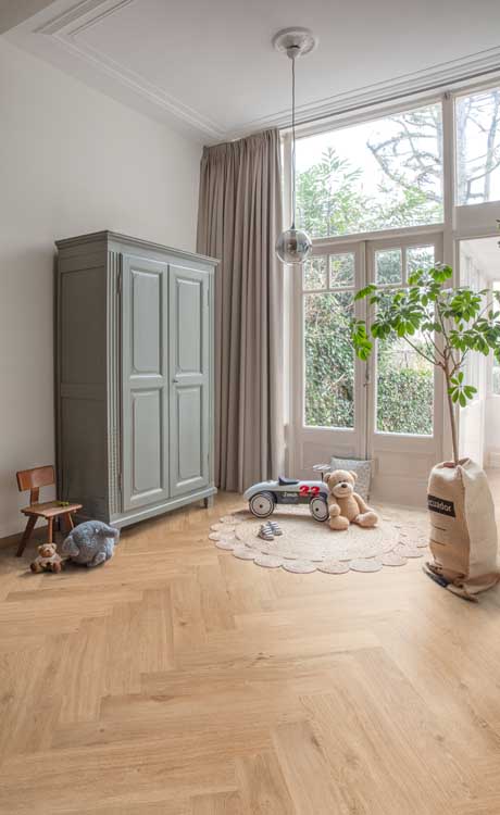 Vinyl vloer Floorify Anago 4,5mm visgraat honing eik 75x12,5cm Vinyl vloer Floorify Anago 4,5mm visgraat honing eik 75x12,5cm