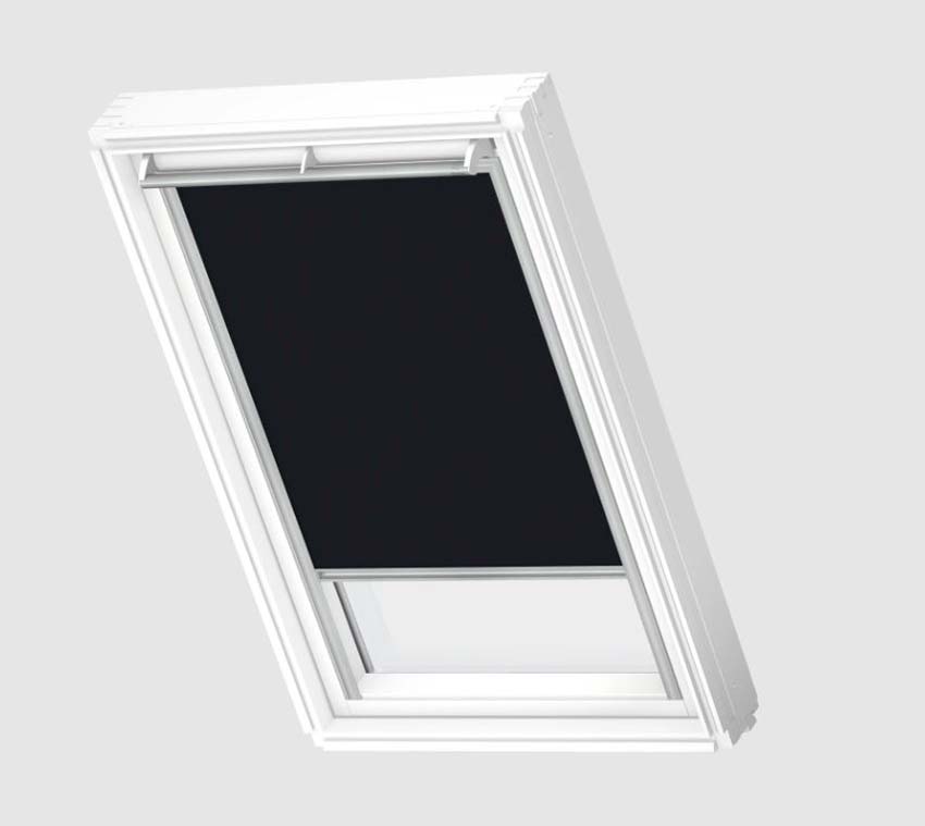 Store enrouleur Velux occultant à commande manuelle noir CK02 3009S